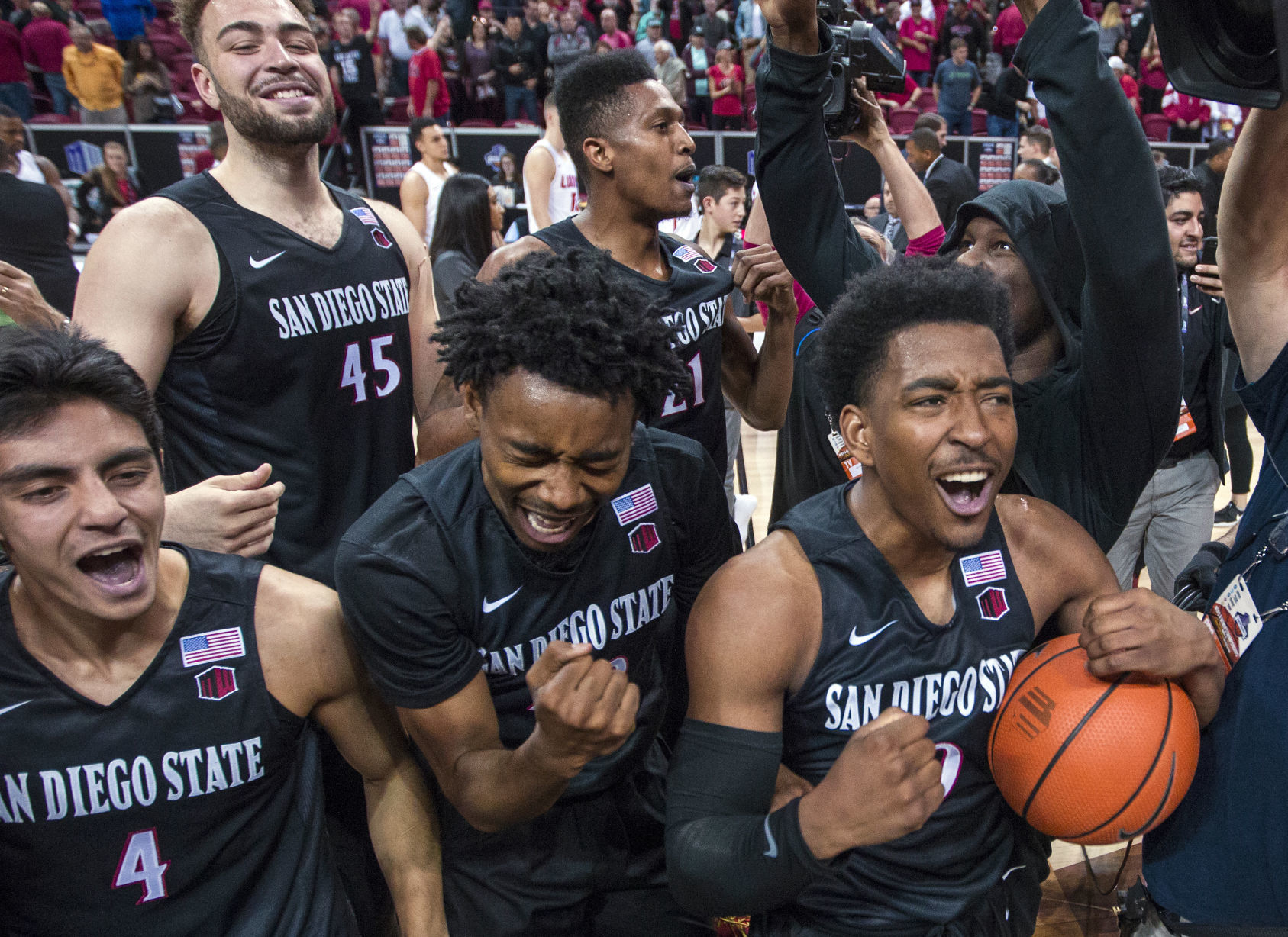 CINDERELLA − SAN DIEGO STATE